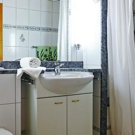 Utoring Plaz 030 By Interhome Διαμέρισμα Bivio